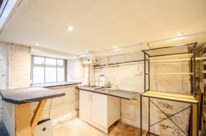 5 Mount Folly TPS Bodmin 01208 74182-12