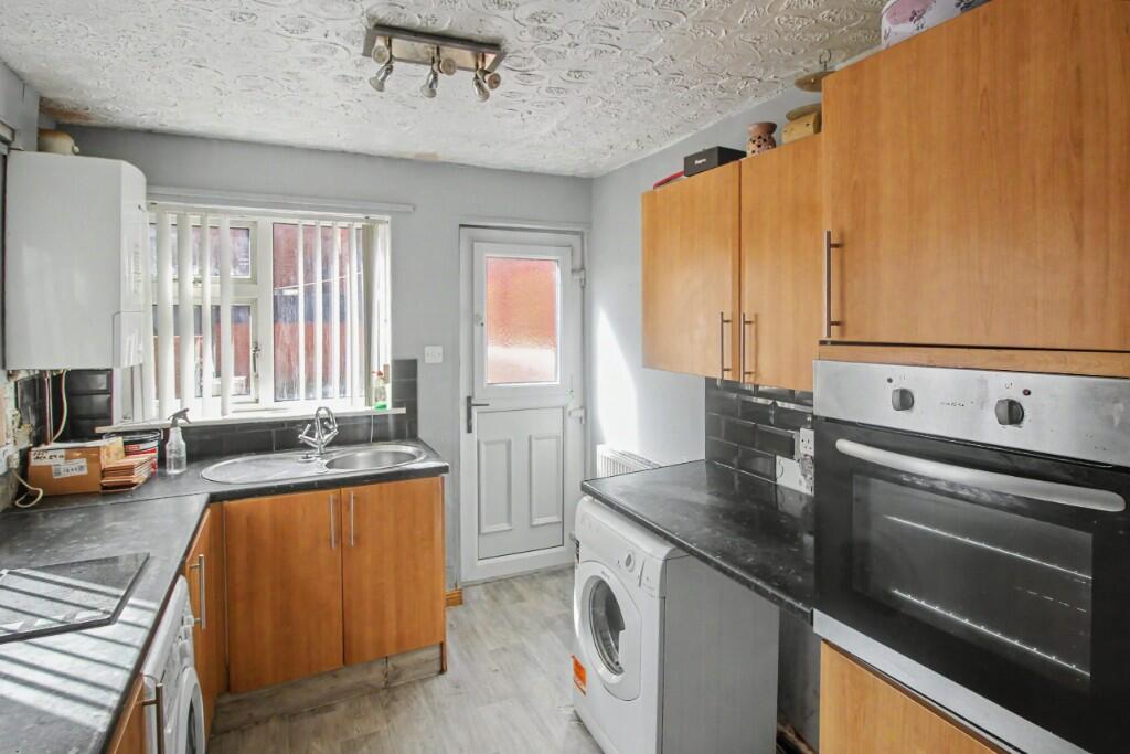 House in Wakefield - View 3