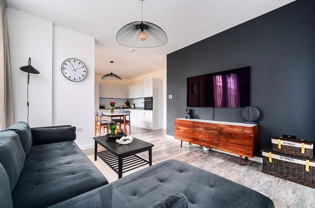 Apartment in London - View 3