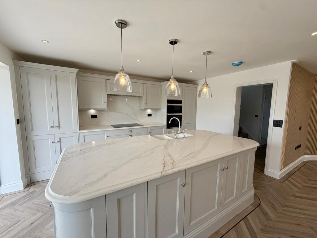House in Rochester - View 5