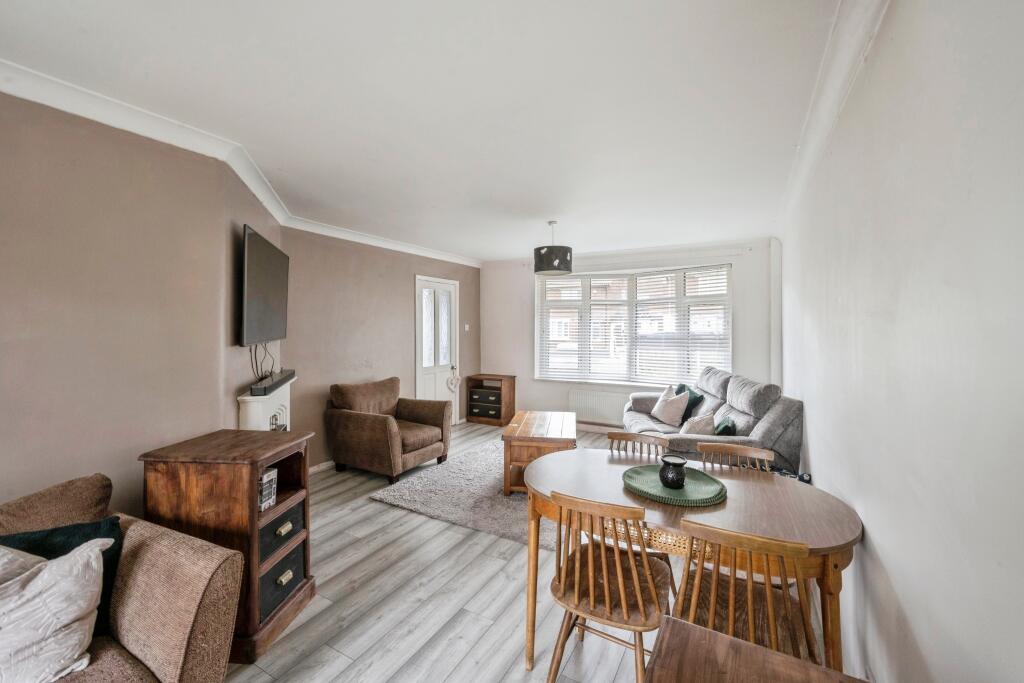House in Doncaster, South Yorkshire - View 2