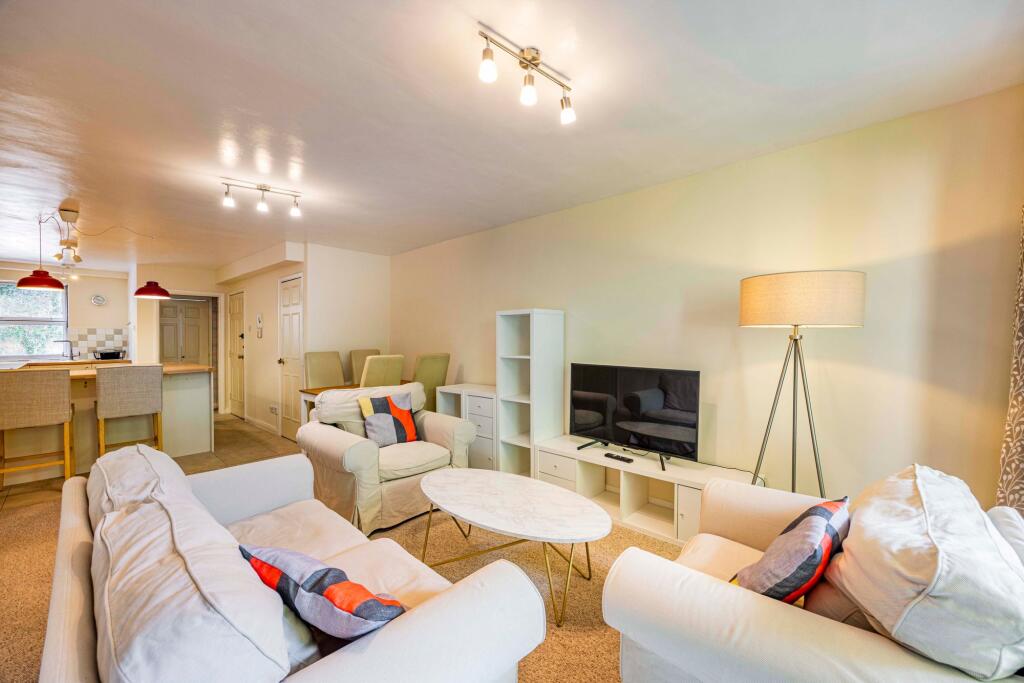 Main image of property: Park Valley, Nottingham, NG7