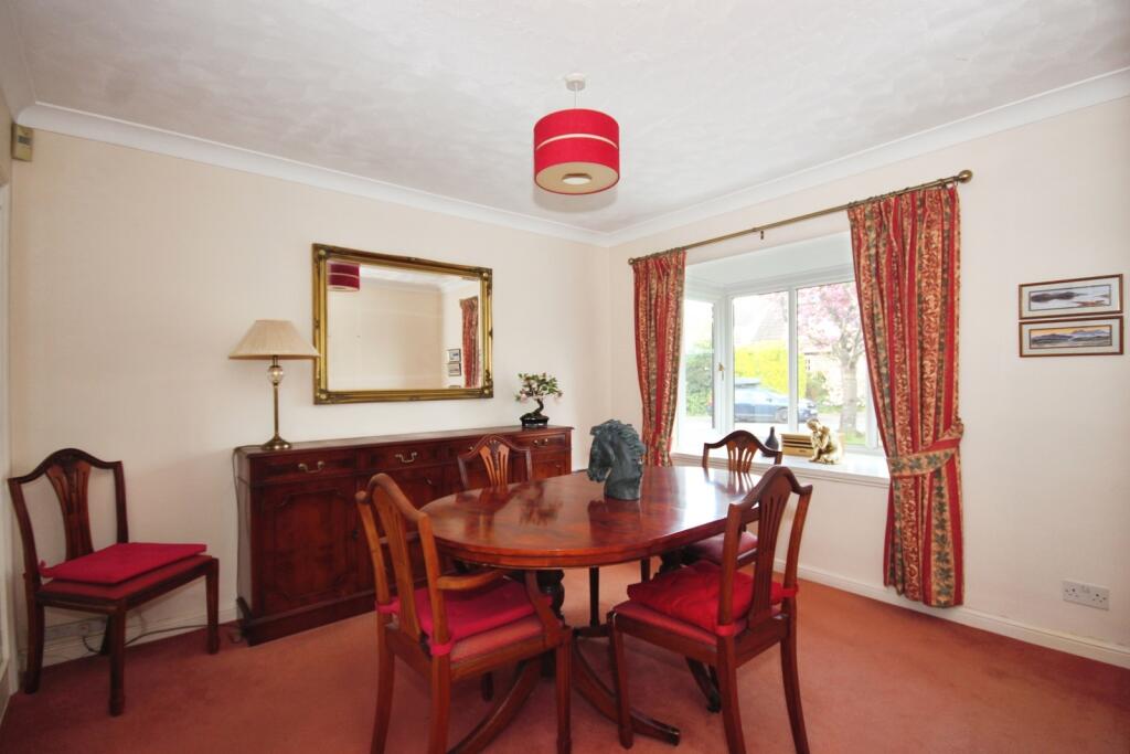 Aintree Drive, Leamington Spa, Warwickshire, CV32 photo 3