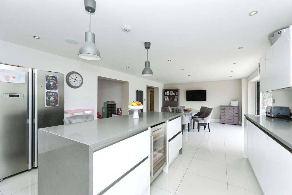 Walden Road, Chislehurst, BR7 photo 5