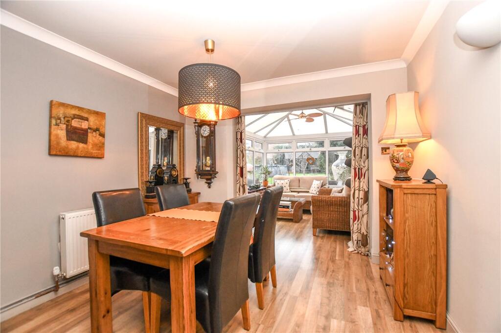 House in Wokingham - More