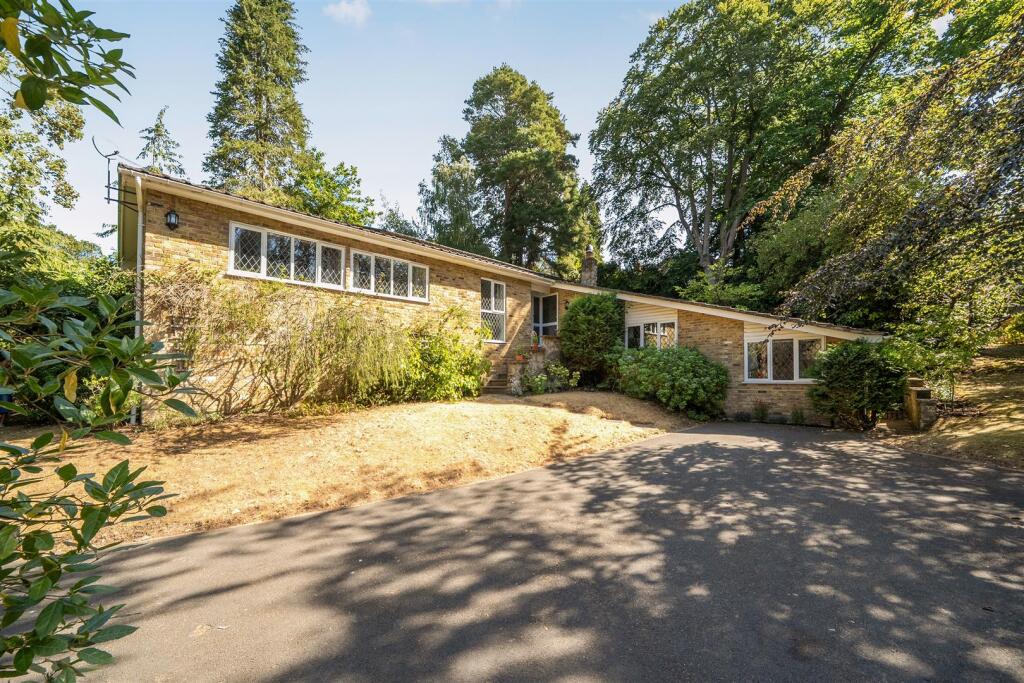 Main image of property: Samarkand Close, Camberley