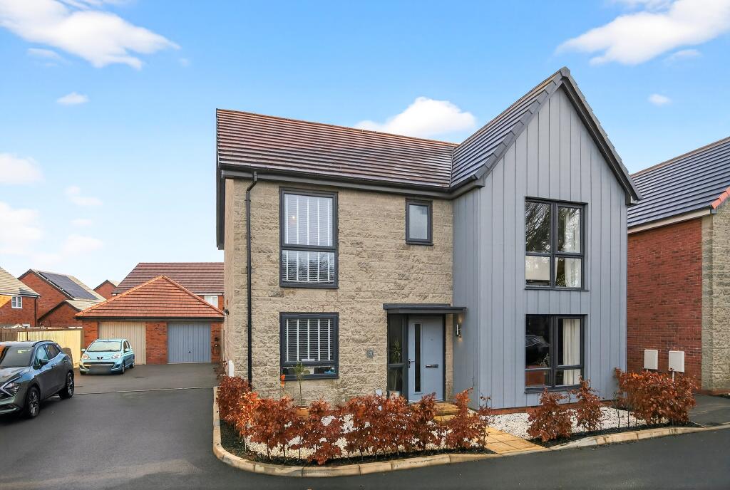 Main image of property: Dowsell Way, Bristol, BS37