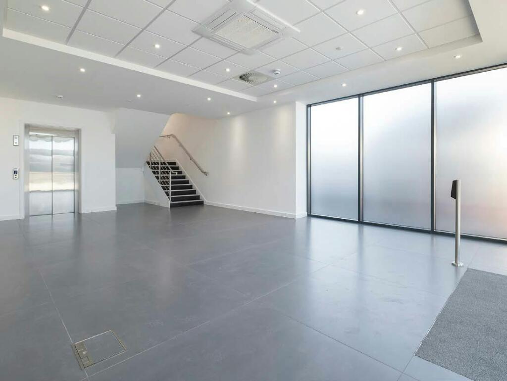 U2 Reception.jpg