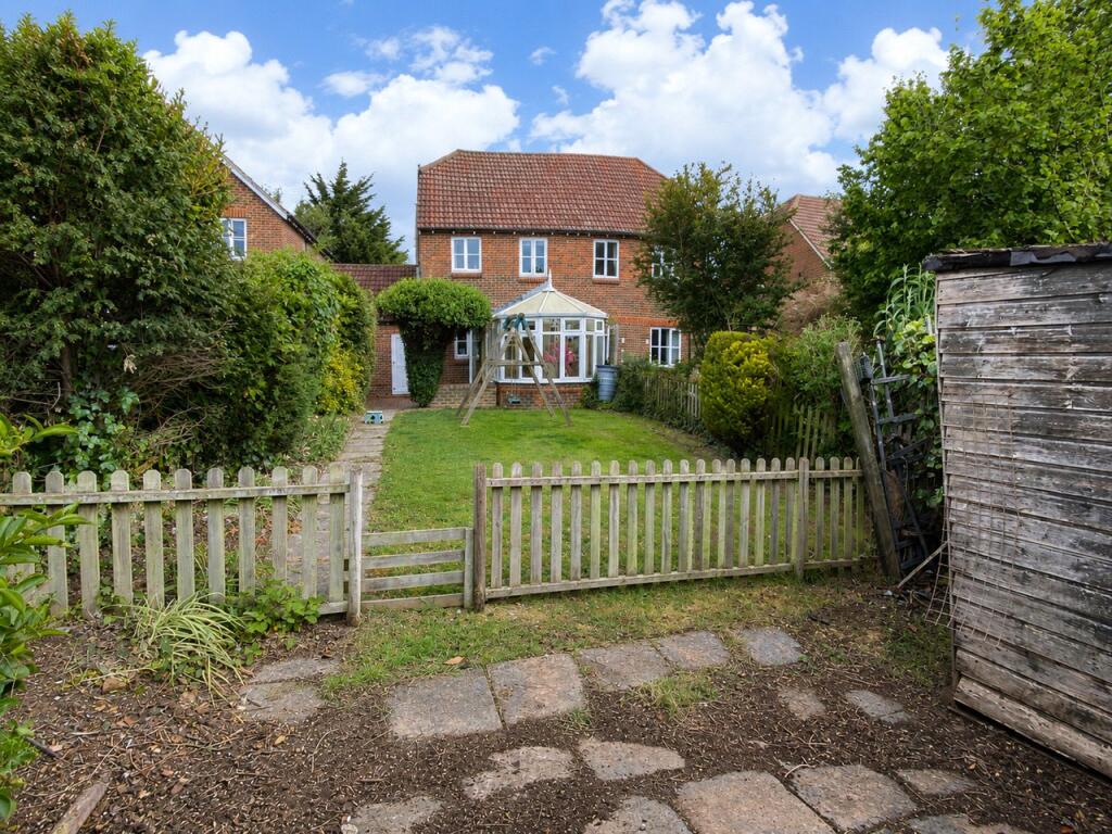 St. Michaels Close, Stone Cross, Pevensey, East Sussex, BN24 photo 2