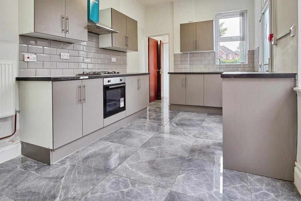 House in Birmingham, Brandwood End - View 6