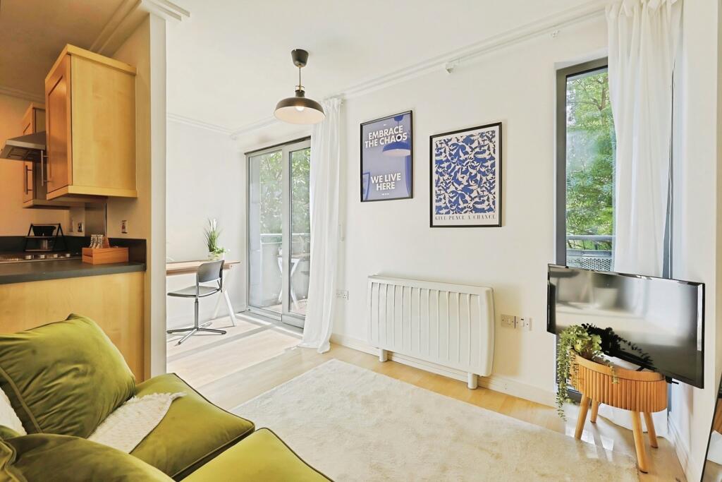 Apartment in London - More