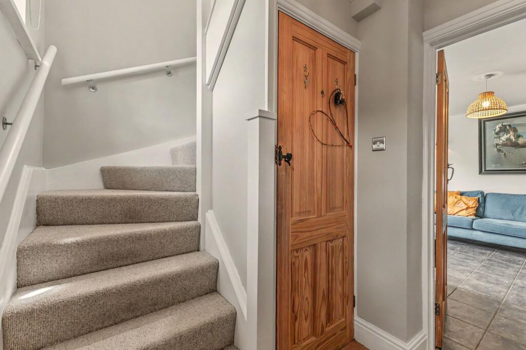 House in Combrook - More