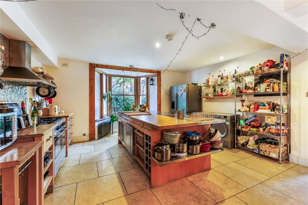 Penshurst Road, London, E9 photo 4