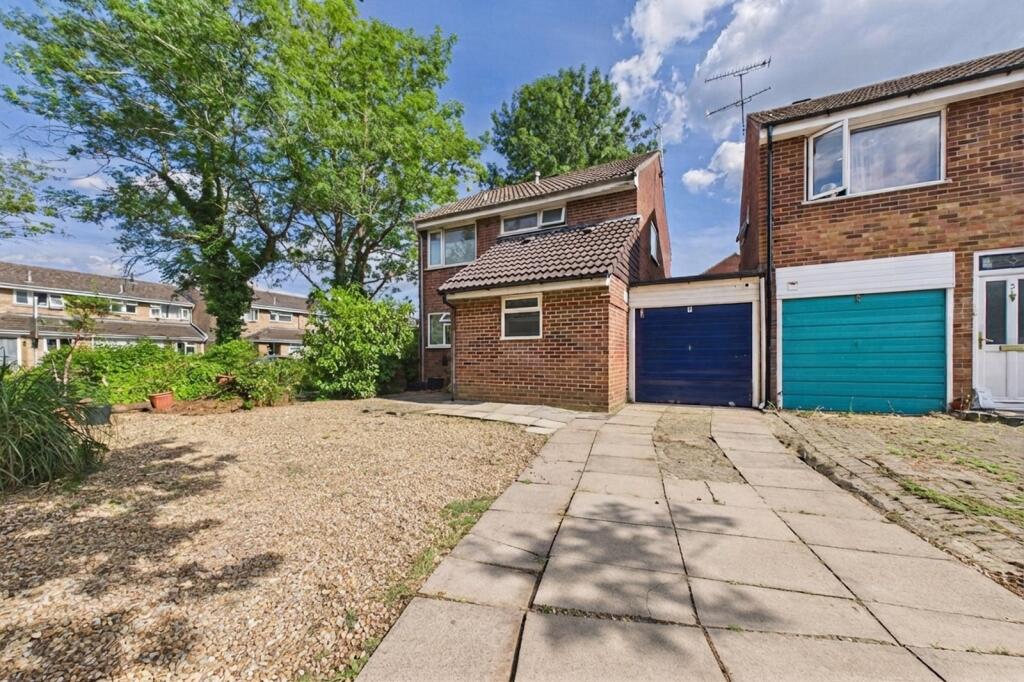 House in Rushmoor, Farnborough Park, Farnborough
