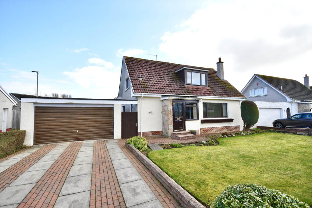 Main image of property: 46 The Loaning, Alloway, KA7 4QL