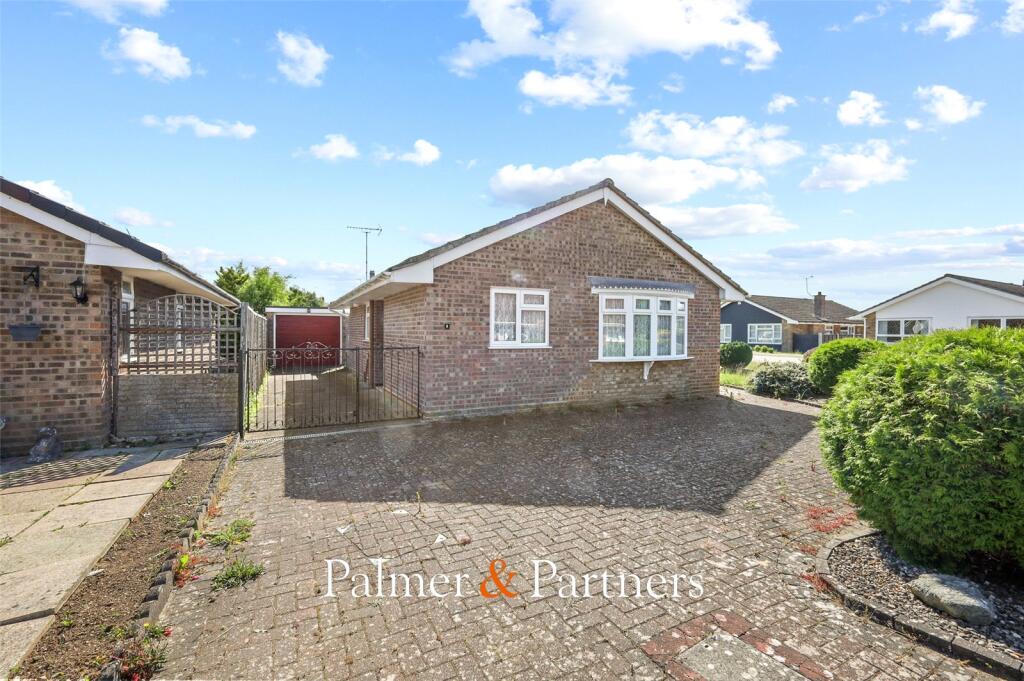 2-bed house on Badgers Green, Marks Tey, Colchester, Essex, CO6, £300,000