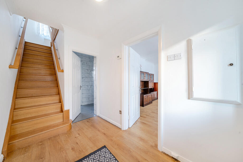 Clarendon Green, Orpington - View 3