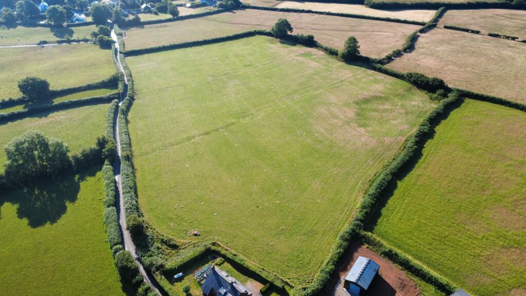 Hendre Road, Pencoed, CF35