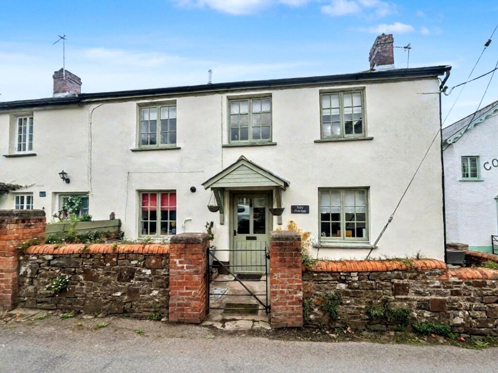 4-bed semi-detached on Chittlehampton, Umberleigh, Devon, EX37, £240,000