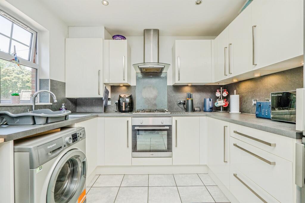 De Havilland Road, Pengam Green, Cardiff - View 4