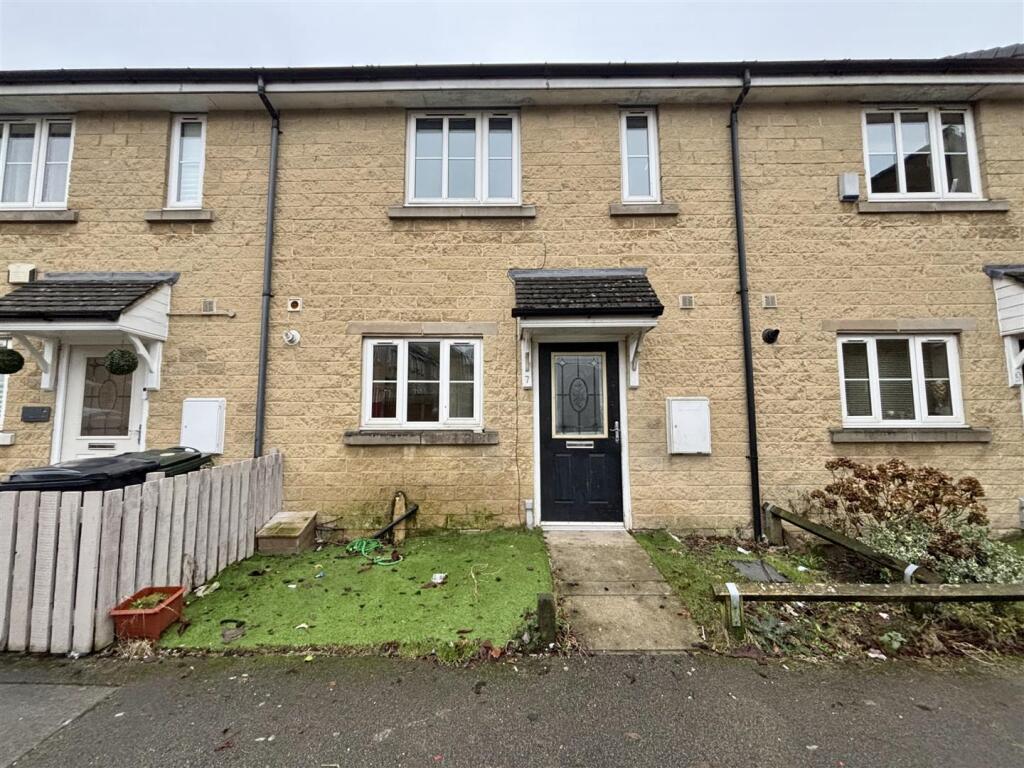 Main image of property: Upper Kipping Close, Thornton, Bradford