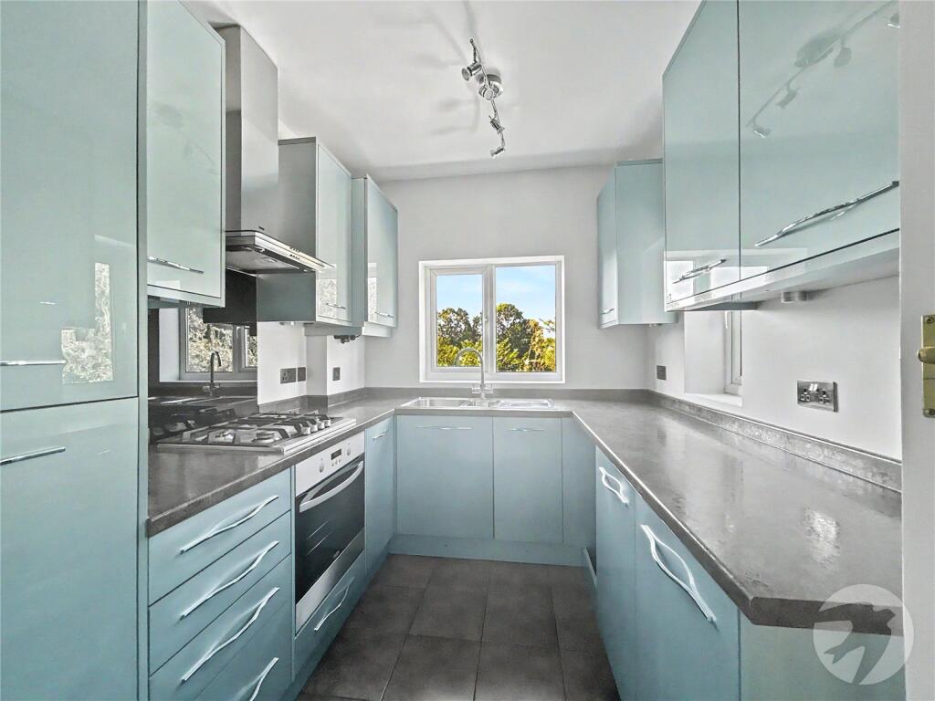 Apartment in Sidcup, The Hollies, Longlands - View 4