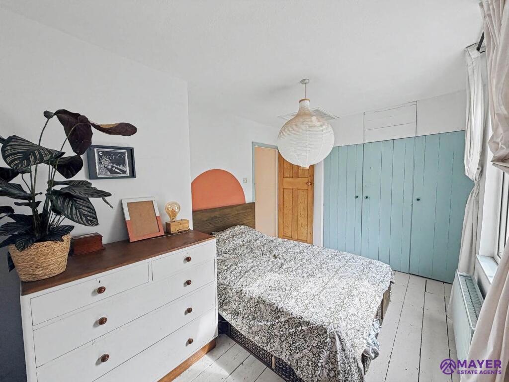 House in Plymouth - View 4