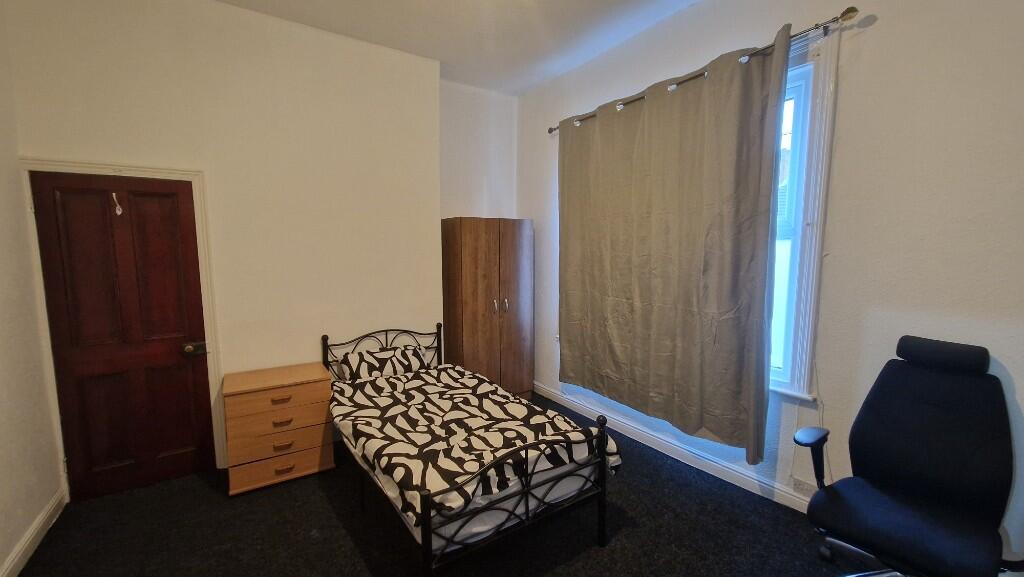Main image of property: 17 St. Leonards Road, Hull, East Riding Of Yorkshire, HU5