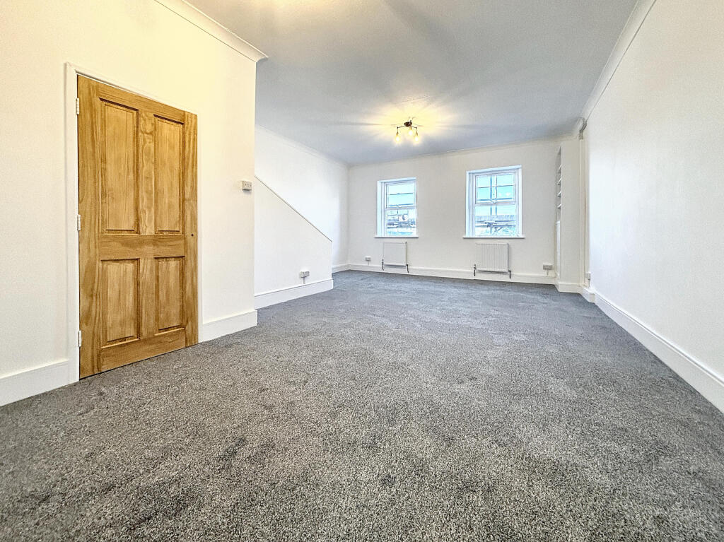 Main image of property: Soundwell Road, Bristol, Gloucestershire, BS16 4QG, GB