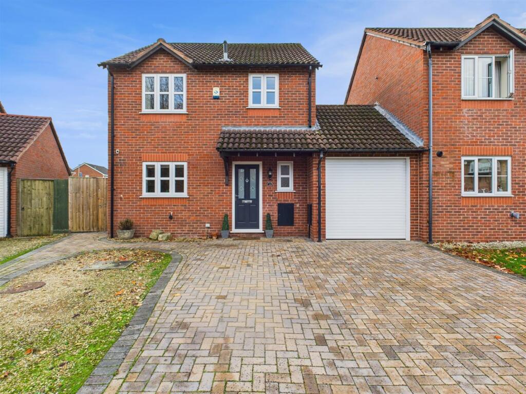 Main image of property: Valerian Close, Abbeymead, Gloucester