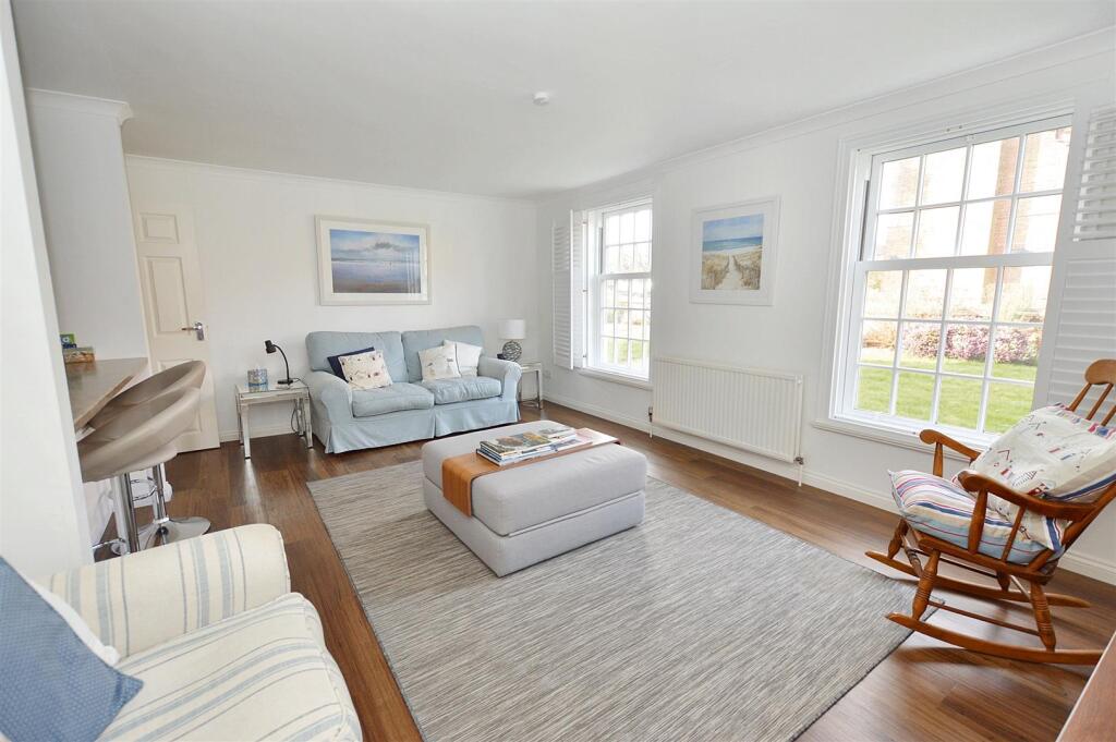 Runton House Close, West Runton, Cromer photo 4