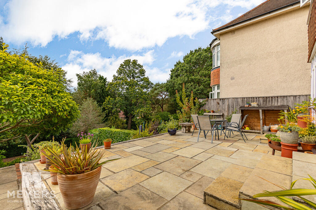 Brackendale Road, Bournemouth, BH8 9 photo 4