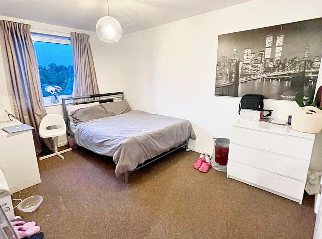 Apartment in Manchester - View 3
