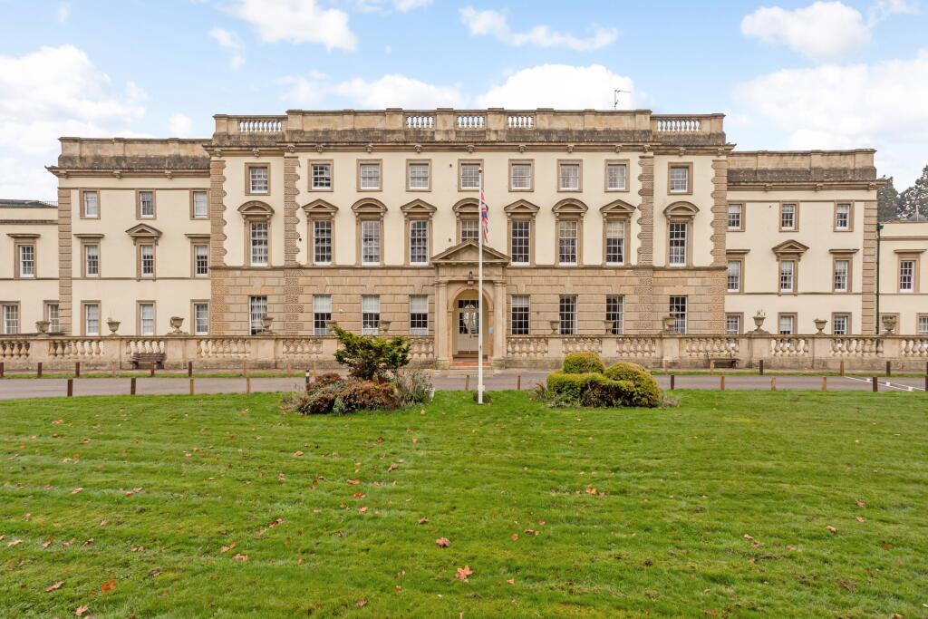 Main image of property: Bath Road, Bristol, BS4