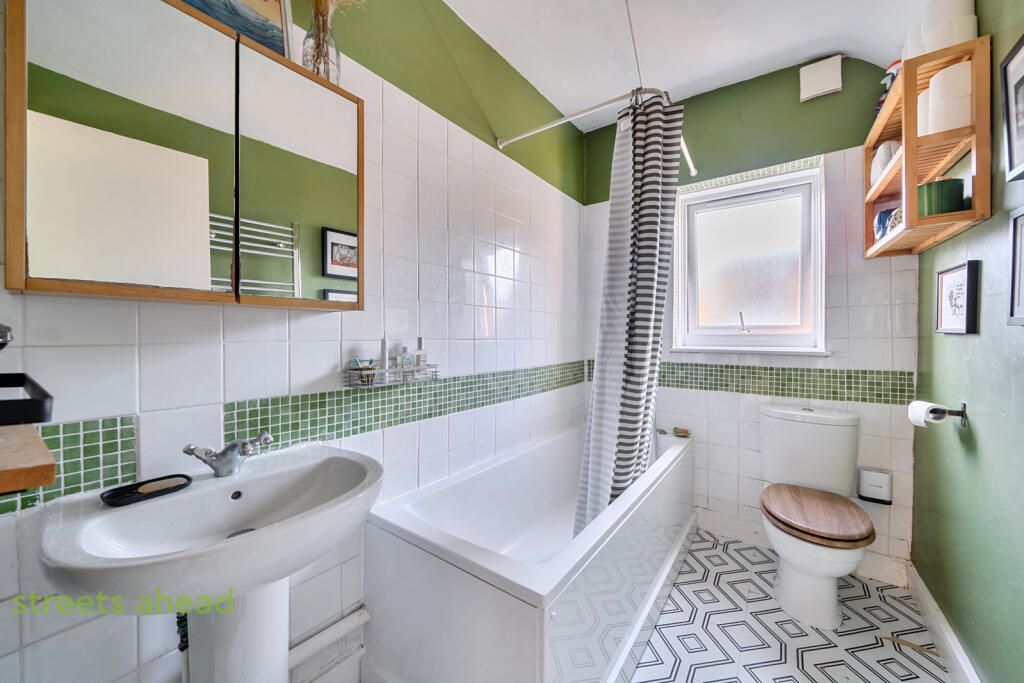 Apartment in London, Upper Norwood - View 5
