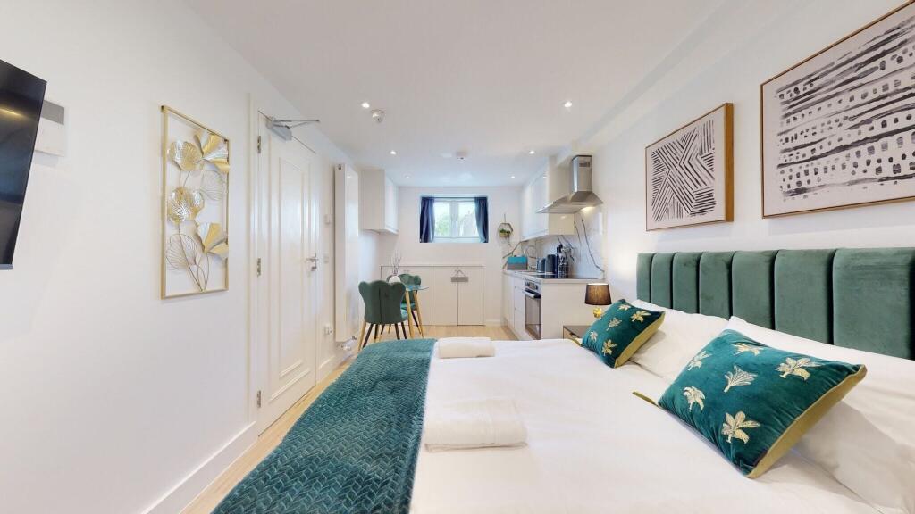 Main image of property: Edgware Road, London, W2