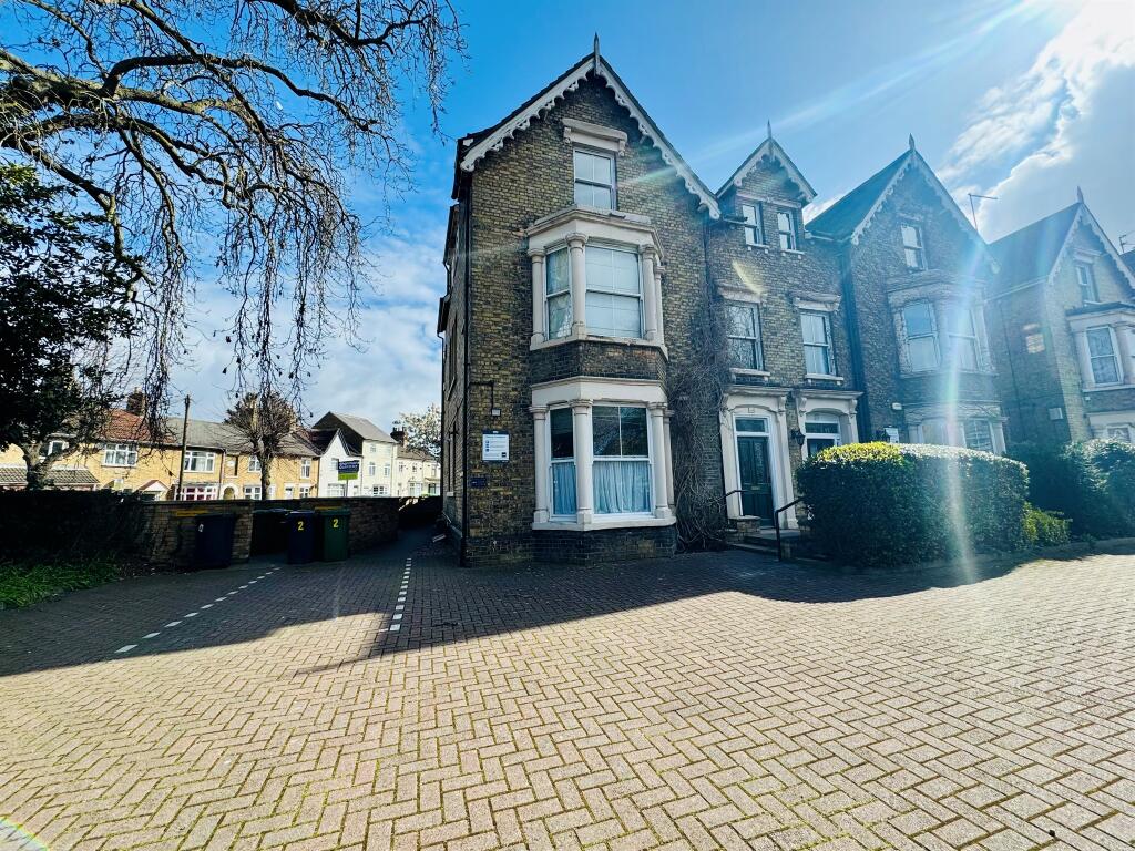 Main image of property: Lincoln Road, Peterborough