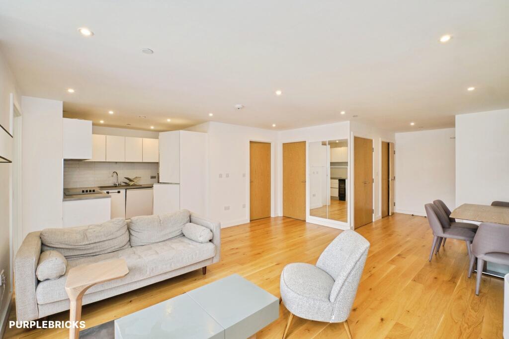 Apartment in Birmingham, Calthorpe Fields - More