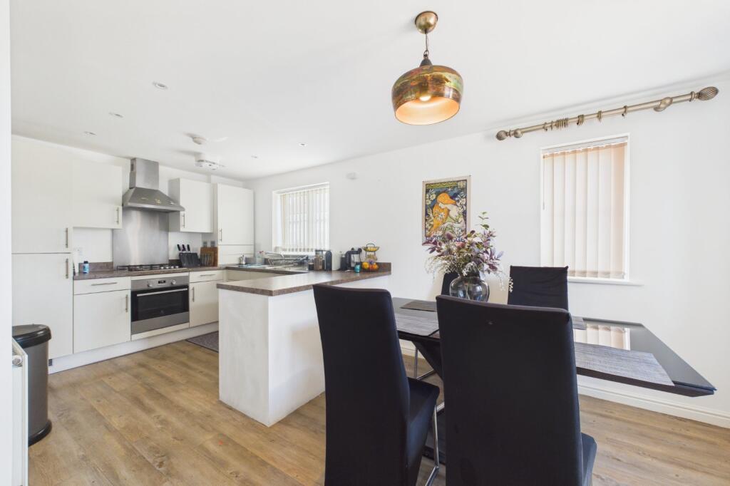 House in Dartford - View 3