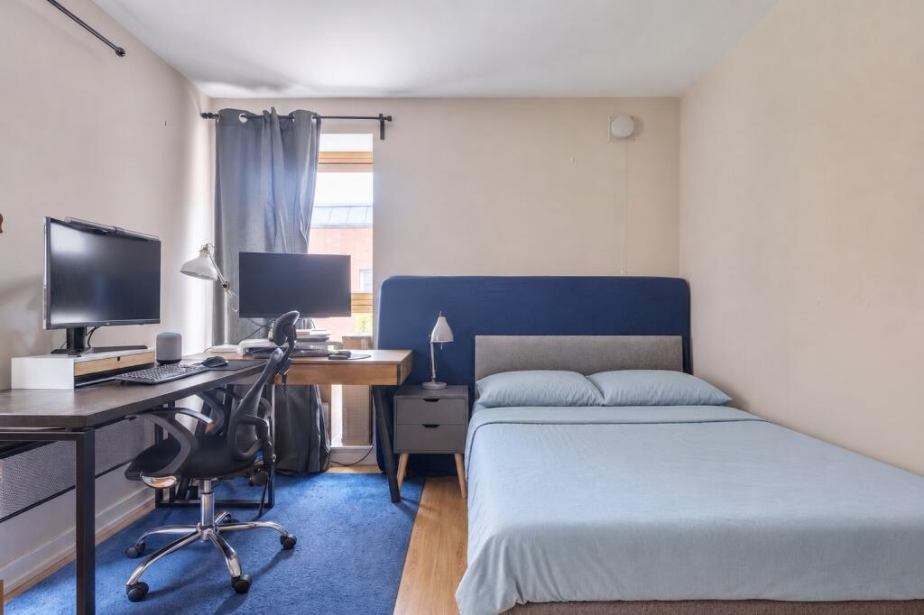 Apartment in Bristol - More