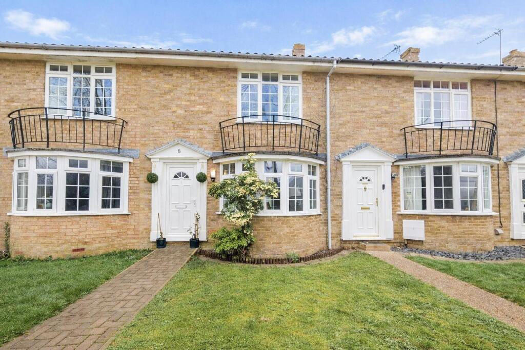 Main image of property: Warburton Close, Uckfield, TN22 1TN