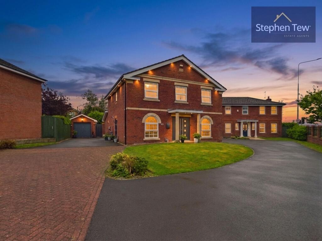Main image of property: The Laurels, Poulton-Le-Fylde, FY6