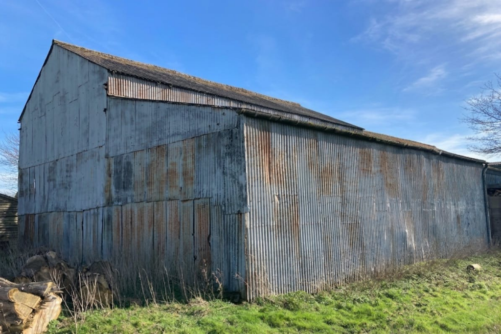 Howes Farm 3.png