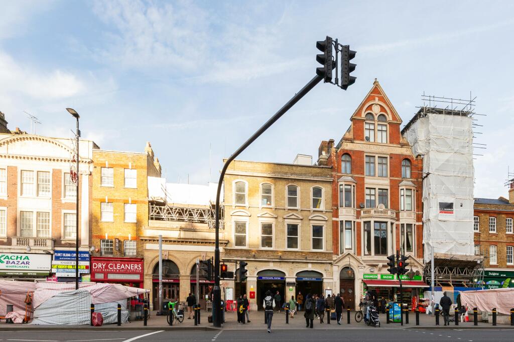 303A Whitechapel Road 26.jpg