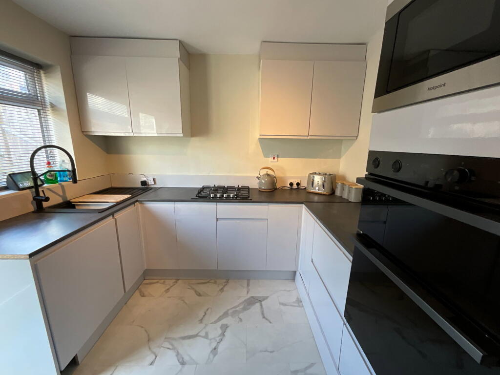 Additional image 7 of HALESOWEN, Loughton Grove