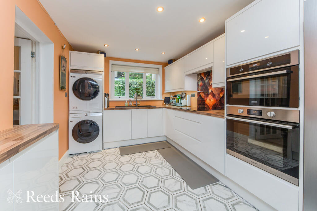 Wharfe Close, Congleton, Cheshire, CW12 photo 3