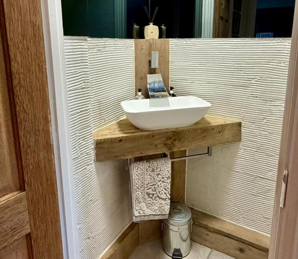 Additional image 9 of Oaklea, Welwyn, Hertfordshire, AL6