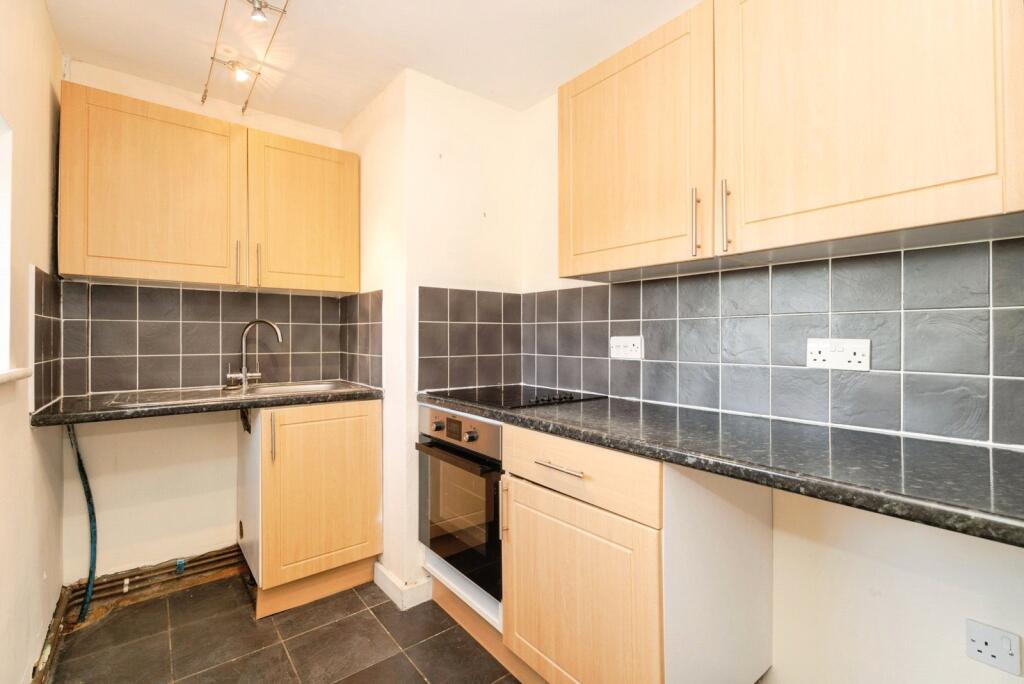 Apartment in Norwich - View 2