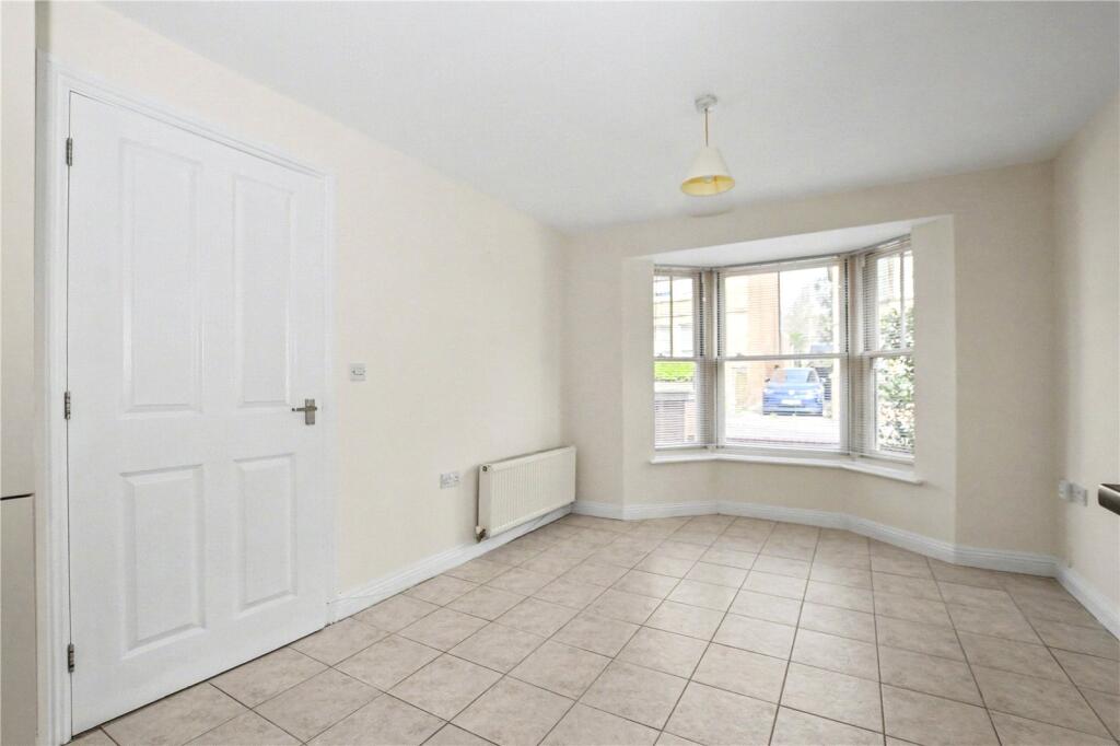 House in Taunton - View 3