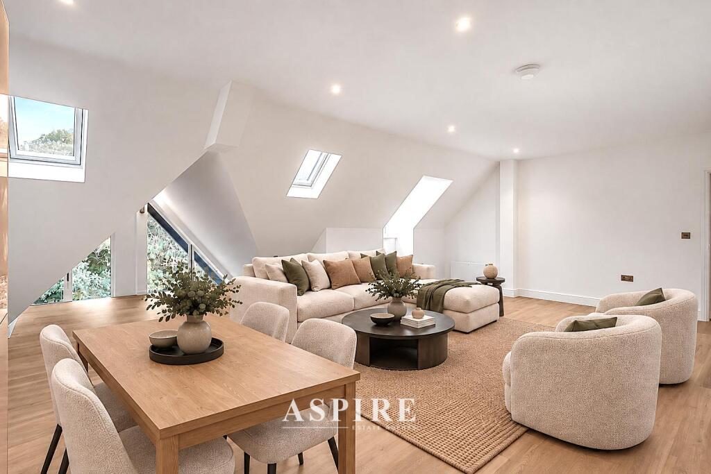 Apartment in Castle Point, South Benfleet - View 5